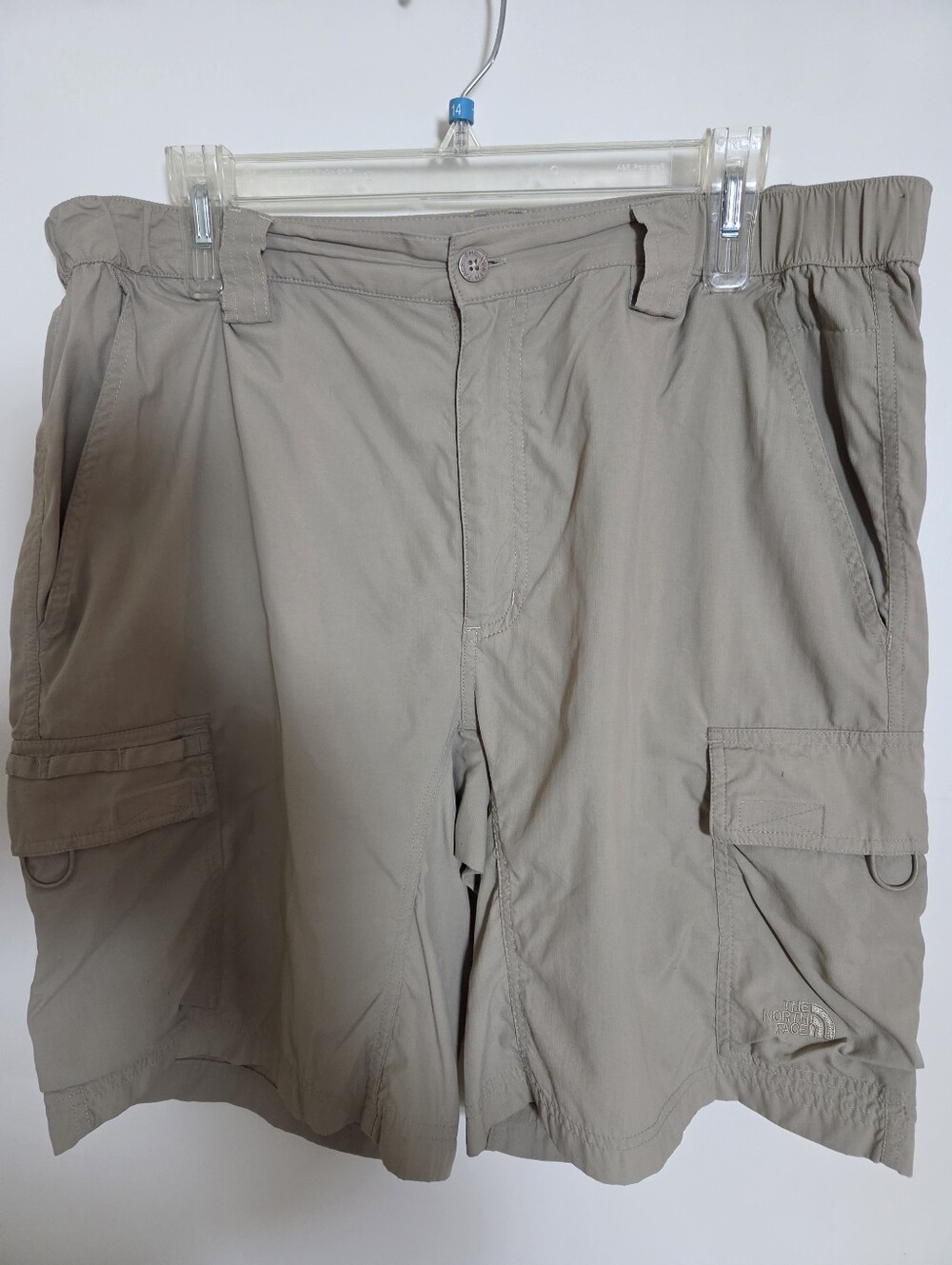 North Face Shorts Mens Large Pocket Button Lightweight Outdoors Cargo Tan Casual